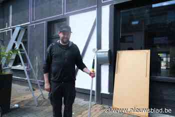 Stephen vormt Het Verdronken Eiland om tot gastrobar De Valk