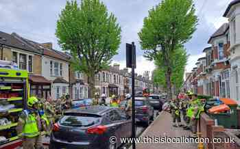 Heigham Road East Ham fire: People told to avoid the area