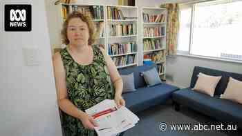 Millions of Australians brace for higher phone bills as telcos hike prices with inflation