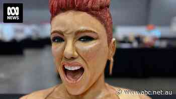 Echidna fat, powdered milk and pineapples: The hero ingredients in Australia's rich history of cake