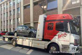 Jonge bestuurder (18) raast met 110 km/u door werfzone: auto in beslag genomen en voorlopig rijbewijs kwijt