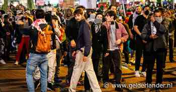 ME stopt protest Amsterdam: 32 relschoppers opgepakt, politie bespoten met ammoniak