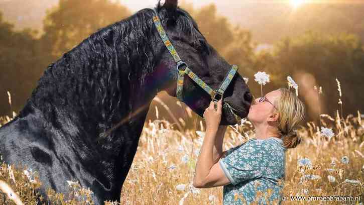 Dierentolk Birgitta 'praat' met dieren die niet lekker in hun vel zitten