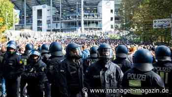 Überstunden: Großteil der 1,3 Milliarden Stunden Mehrarbeit in Deutschland sind unbezahlt