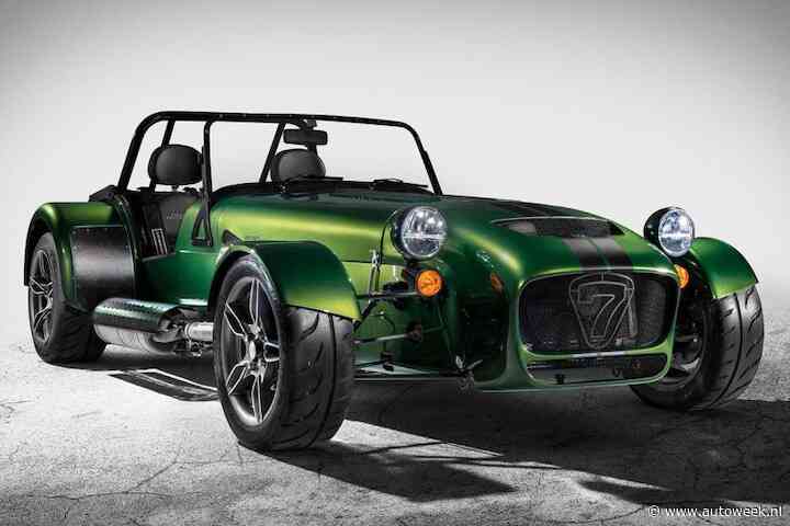 Caterham Seven 485 zwaait af met Final Edition