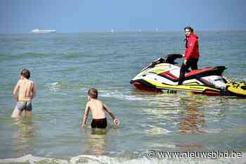 Eerste redders (en zwemmers) op het strand van Blankenberge: “Dit weekend verwachten we een massa volk”