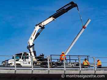 Quebec plans to create an independent agency to manage public-transit projects