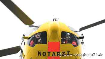 B20 nach schwerem Unfall gesperrt: Offenbar vier Rettungshubschrauber im Einsatz