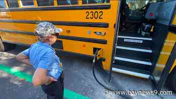 Manatee County Schools collecting cost data on new electric busses