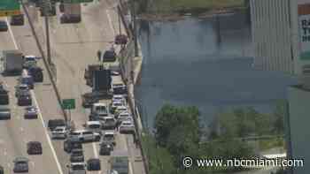 WATCH LIVE: Suspect jumps into waterway after police pursuit in Miami-Dade
