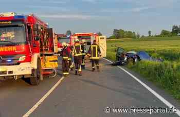 FW Ense: Schwerer Verkehrsunfall in Ense-Ruhne