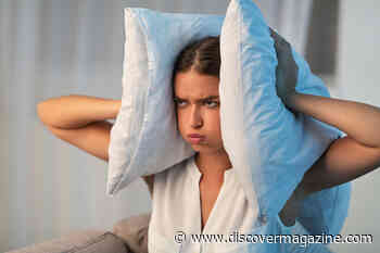 The Brown Note Frequency Isn’t Real, But Sound Effects Our Bodies