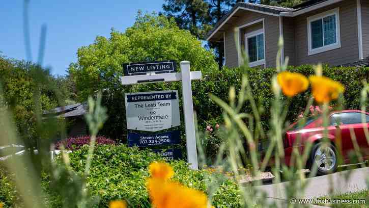 Mortgage rates tick down to 7.09%
