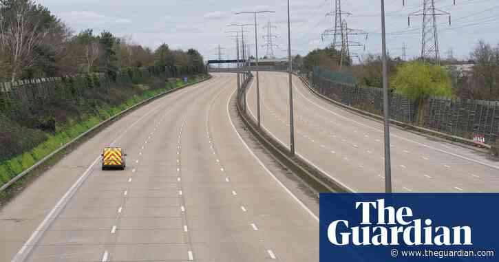 M25 weekend closure: drivers told to follow signs or stay away