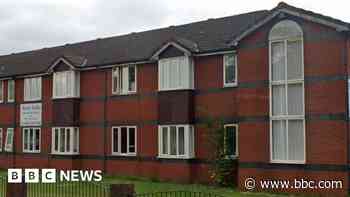 Worry over elderly relatives as care home closes