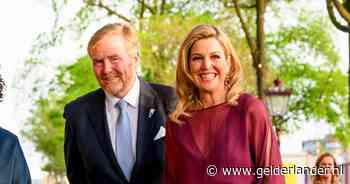 Van deze wijde kuitbroek knapt werkelijk niemand op, ook Máxima niet