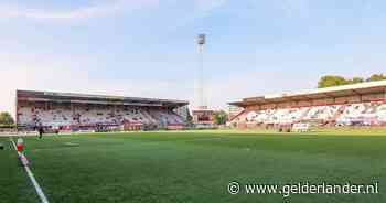 LIVE | De Graafschap met Hillen begonnen tegen FC Emmen