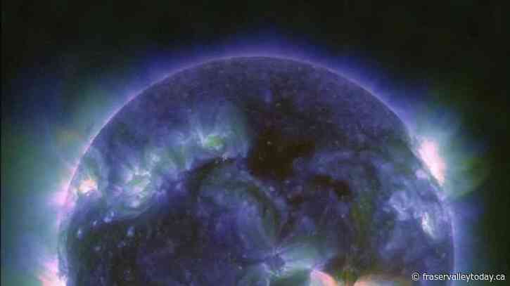 Major geomagnetic storm associated with solar flares hitting all of Canada