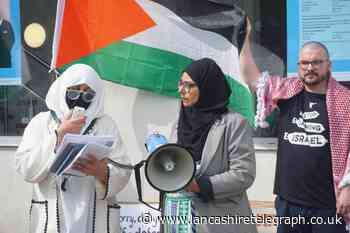 Peace protestors hold demo as Barclays bank shuts