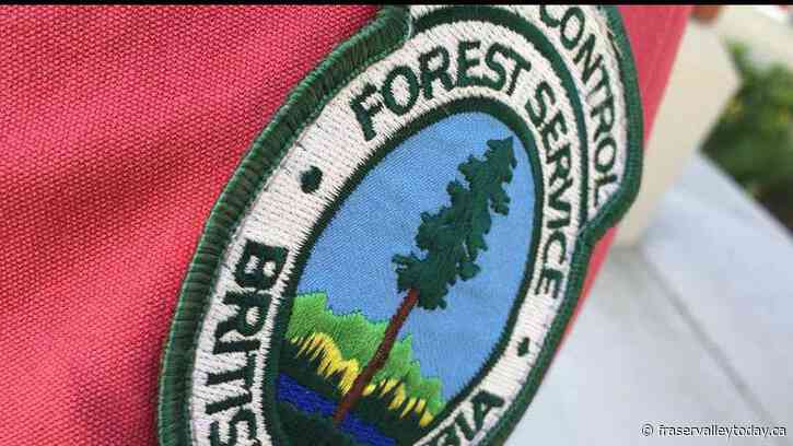 Thousands chased from homes by wildfire threat in northeast B.C.