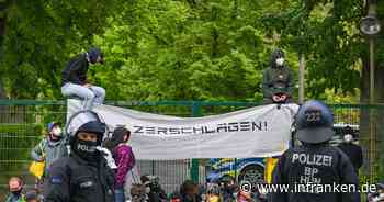 Hunderte bei Protestzug zum Tesla-Werk