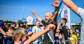 Spakenburg ontploft: historische titel in de tweede divisie is binnen