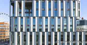 Münchner Optineo mit abwechselnd konvexen und konkaven Glaselementen