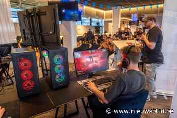 Geen voetbal maar games palmen Cegeka Arena in: “Steeds meer dertig-plussers willen dit doen”