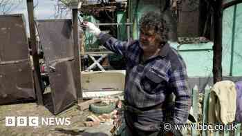 Hundreds flee Ukraine border area after Russia attack