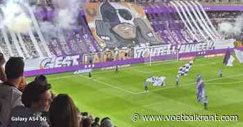 🎥 Emotioneel eerbetoon tijdens Anderlecht-Genk, waar het volledige stadion aan deelnam