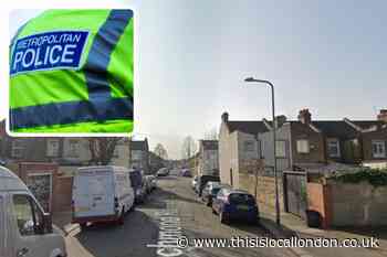 Richmond Road, Ilford, stabbing: Teenager, 18, in hospital