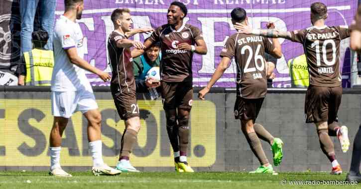 Nach 13 Jahren: FC St. Pauli steigt in die Bundesliga auf