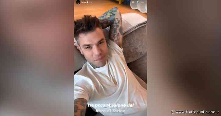 “Ehi stavate parlando di me?”: Fedez sui social conferma la presenza al Salone del libro di Torino