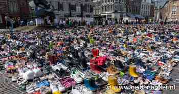 Herdenkingsprotest met 15.000 paar schoenen voor gedode kinderen in Gaza