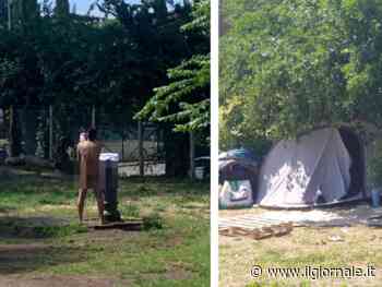 Uomini nudi, bivacchi, prostituzione: la vergogna nel parco delle famiglie di Roma