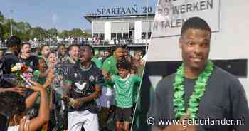 Denzel Dumfries speciale gast op kampioensfeestje Rotterdamse talentenfabriek Spartaan’20