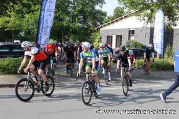 Großes Starterfeld bei Radtouristik-Fahrt