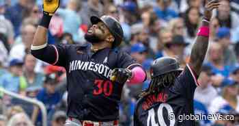 Santana’s three-run homer lifts Twins over Jays
