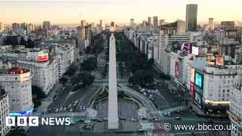 Argentines strike against spending cuts