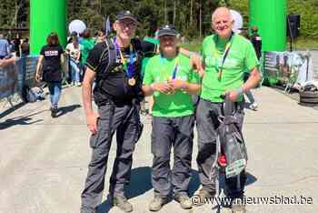 Fairfoxes wandelen 4.500 euro bijeen voor Oxfam