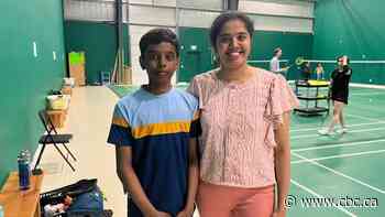 This Sask. teen is living out his late father's badminton dream 6 months after a tragic crash
