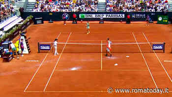 Blitz degli ambientalisti agli Internazionali: due partite sospese