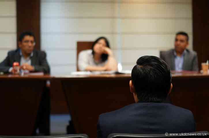 Solicitor fined due to Invoice late payment