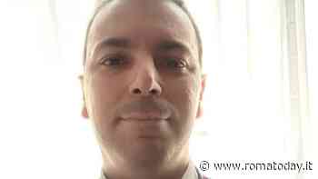 Gattino si incastra nell'autobus, autista Atac prima lo salva e poi lo adotta