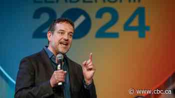 Labour leader Gil McGowan drops out of Alberta NDP leadership contest