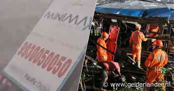 Huizenhoog reclamebord waait om in Mumbai, meerdere doden en tientallen gewonden