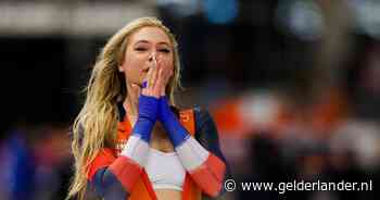 Jutta duikt met zussen de zee in en André herkent zichzelf in Sneeuwwitje