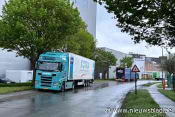 Groen legt maatregelen op tafel: “Parkeren op het fietspad in de Venecolaan moet stoppen”