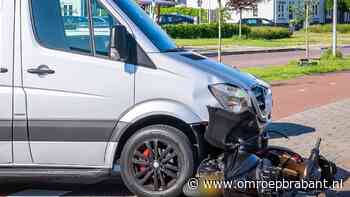 112-nieuws: bestelbus botst op scooter • rook in kelder, bedrijf ontruimd