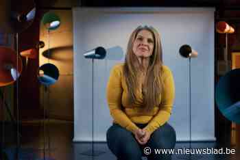 Evi raakte bij ongeval zo zwaar verbrand dat ze 30 operaties nodig had en jaar in het ziekenhuis lag: “Uiteraard staarden mensen, dat is normaal”